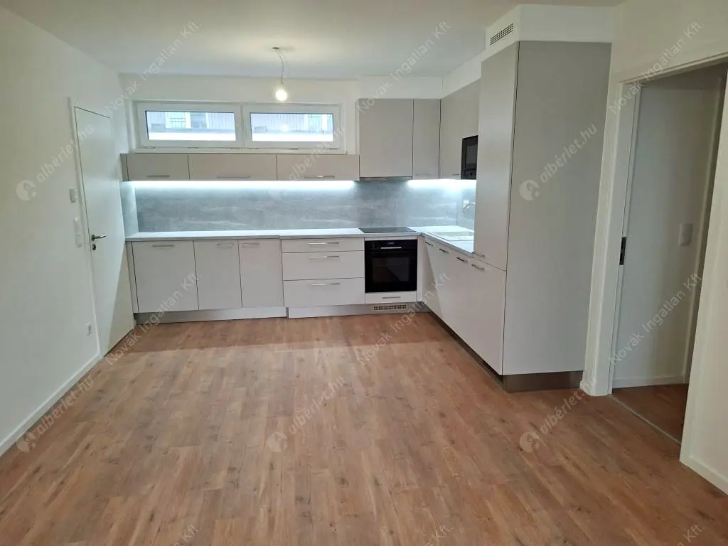 Kiadó albérlet 610000 Ft/hó áron: Budapest, XIII. kerület  Szabolcs utca. Mérete: 82 nm, 4 szobás | Alberlet.hu - 6585472