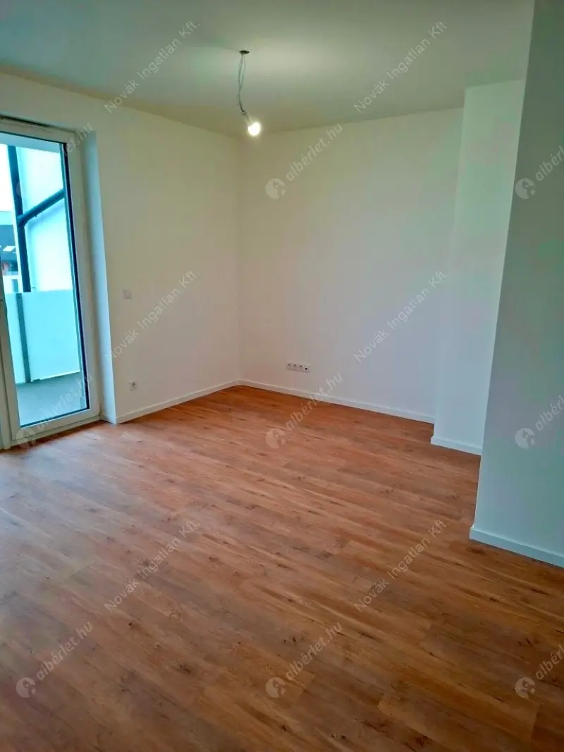 Kiadó albérlet 610000 Ft/hó áron: Budapest, XIII. kerület  Szabolcs utca. Mérete: 82 nm, 4 szobás | Alberlet.hu - 6585475