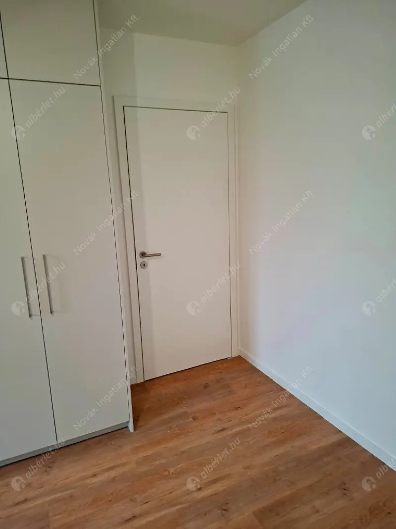 Kiadó albérlet 610000 Ft/hó áron: Budapest, XIII. kerület  Szabolcs utca. Mérete: 82 nm, 4 szobás | Alberlet.hu - 6585478