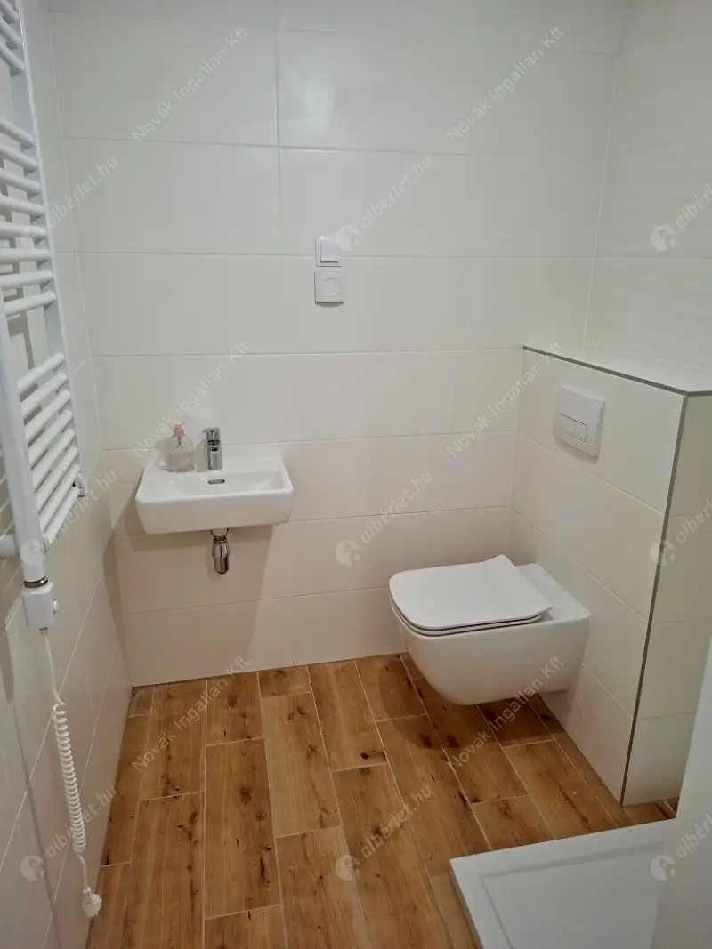 Kiadó albérlet 610000 Ft/hó áron: Budapest, XIII. kerület  Szabolcs utca. Mérete: 82 nm, 4 szobás | Alberlet.hu - 6585489