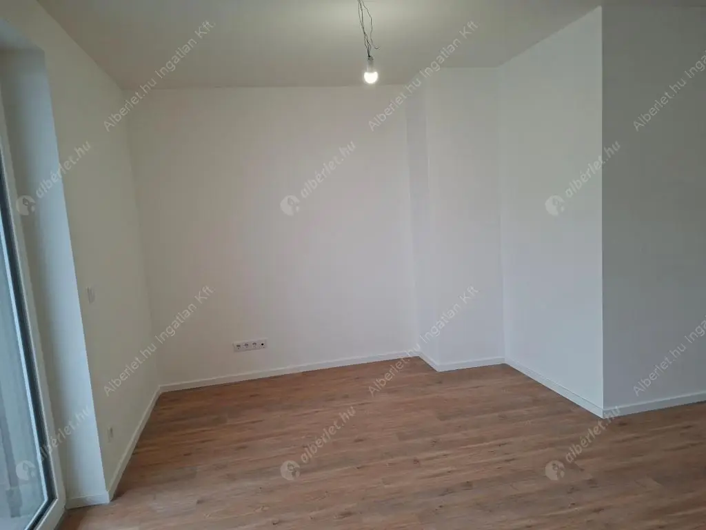 Kiadó albérlet 640000 Ft/hó áron: Budapest, XIII. kerület  Szabolcs utca. Mérete: 82 nm, 4 szobás | Alberlet.hu - 6586458