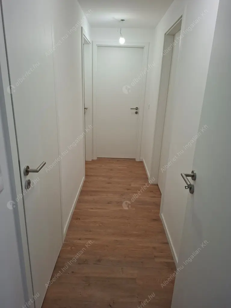 Kiadó albérlet 640000 Ft/hó áron: Budapest, XIII. kerület  Szabolcs utca. Mérete: 82 nm, 4 szobás | Alberlet.hu - 6586460