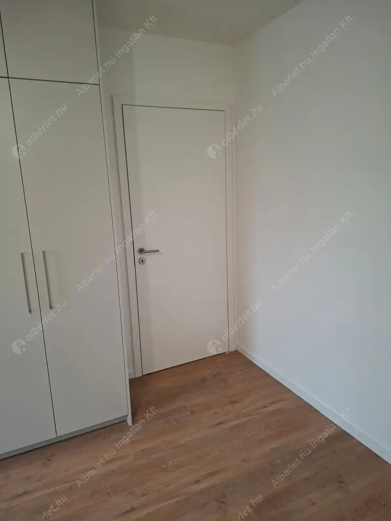 Kiadó albérlet 610000 Ft/hó áron: Budapest, XIII. kerület  Szabolcs utca. Mérete: 82 nm, 4 szobás | Alberlet.hu - 6591696