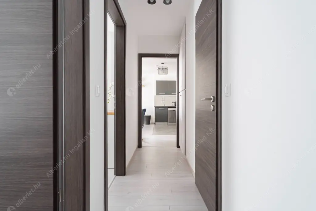 Kiadó albérlet 570000 Ft/hó áron: Budapest, XIII. kerület  Szabolcs utca. Mérete: 89 nm, 4 szobás | Alberlet.hu - 6549961