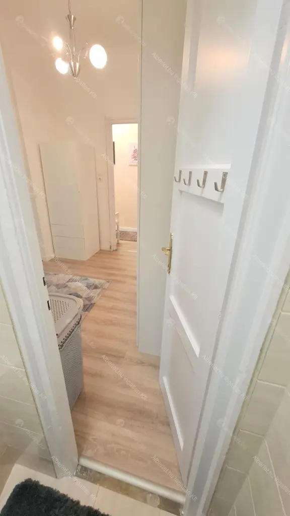 Kiadó albérlet 250000 Ft/hó áron: Budapest, XIII. kerület  Szegedi út. Mérete: 42 nm, 1 szobás | Alberlet.hu - 6693215