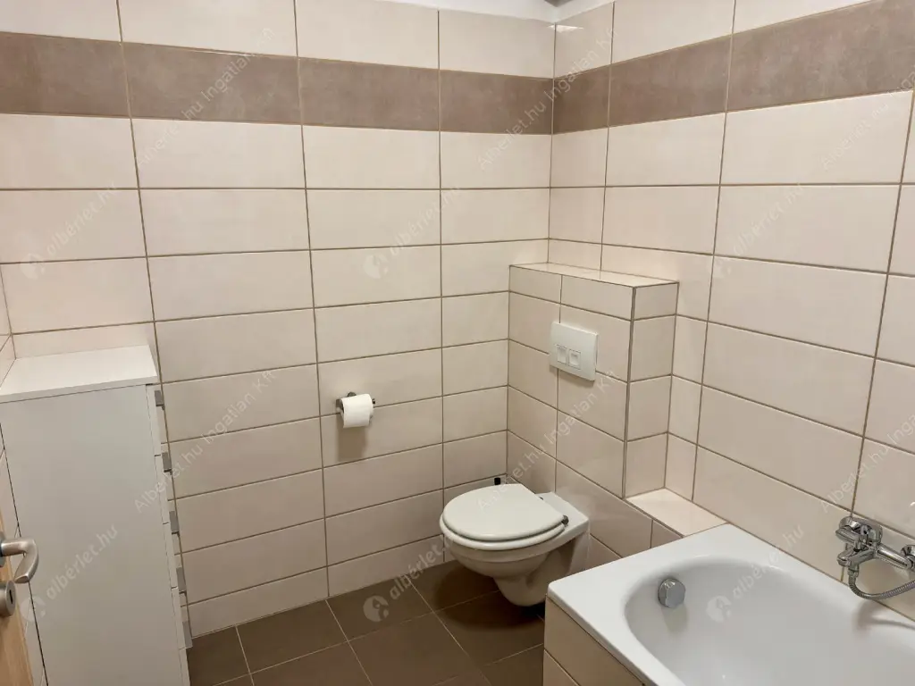 Kiadó albérlet 280000 Ft/hó áron: Budapest, XIII. kerület  Szegedi út. Mérete: 42 nm, 2 szobás | Alberlet.hu - 6631375