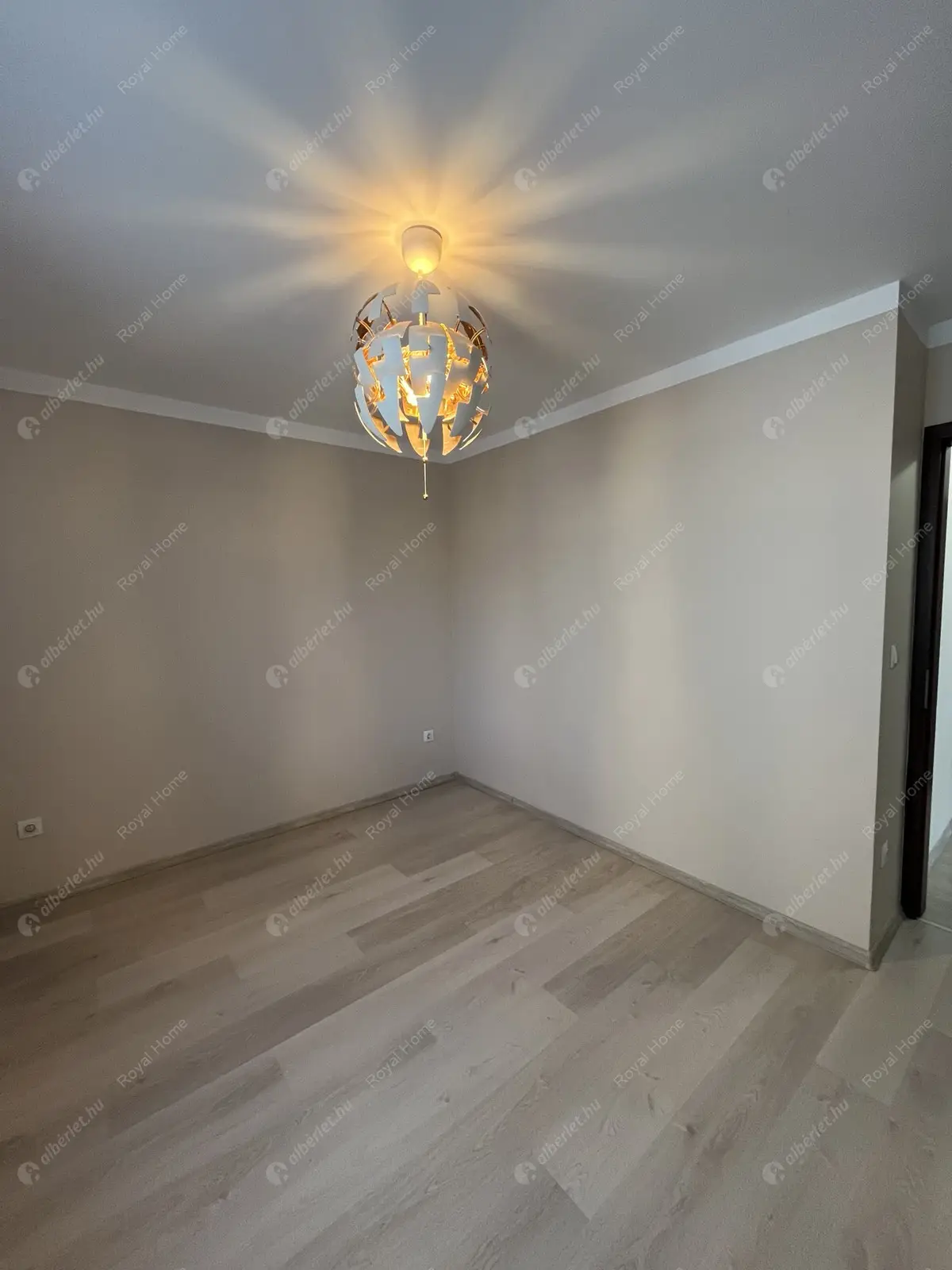 Kiadó albérlet 280000 Ft/hó áron: Budapest, XIII. kerület  Szegedi út. Mérete: 45 nm, 1 szobás | Alberlet.hu - 6616098