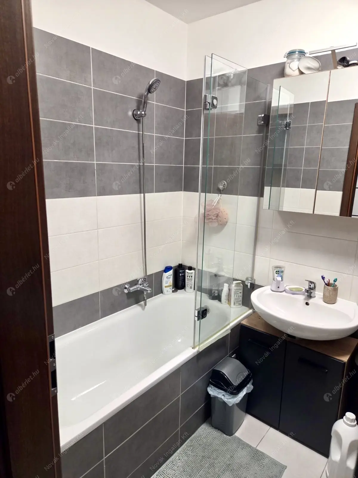 Kiadó albérlet 280000 Ft/hó áron: Budapest, XIII. kerület  Szegedi út. Mérete: 45 nm, 2 szobás | Alberlet.hu - 6620648