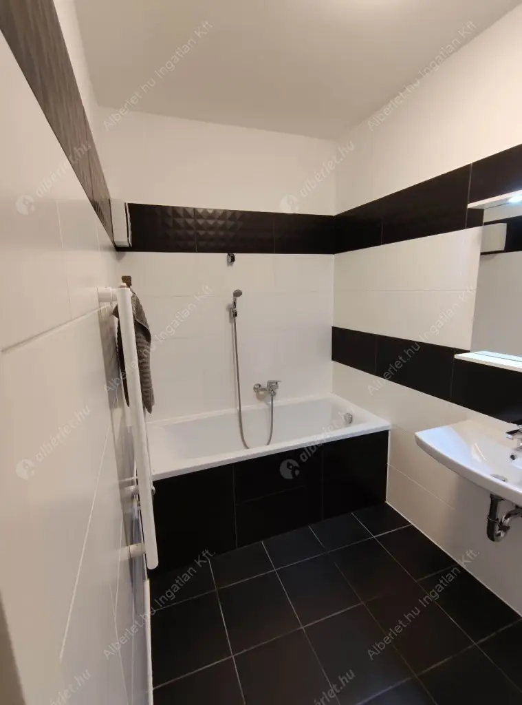 Kiadó albérlet 280000 Ft/hó áron: Budapest, XIII. kerület  Szegedi út. Mérete: 46 nm, 2 szobás | Alberlet.hu - 6613561