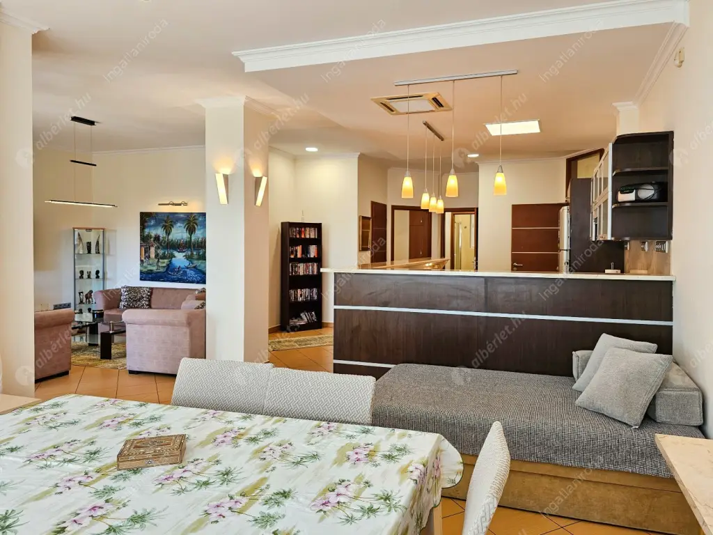 Kiadó albérlet 576000 Ft/hó áron: Budapest, XIII. kerület  Szent István park. Mérete: 113 nm, 3 szobás | Alberlet.hu - 6547551