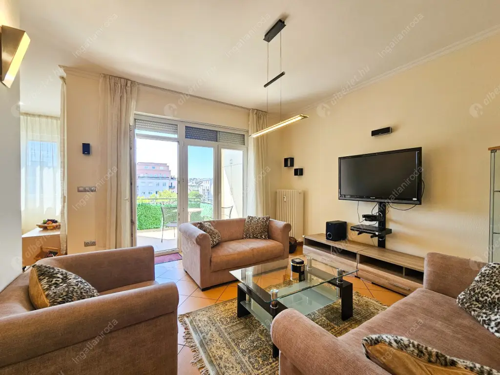 Kiadó albérlet 576000 Ft/hó áron: Budapest, XIII. kerület  Szent István park. Mérete: 113 nm, 3 szobás | Alberlet.hu - 6547553