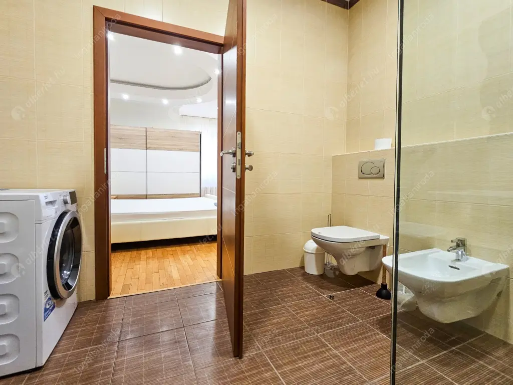 Kiadó albérlet 576000 Ft/hó áron: Budapest, XIII. kerület  Szent István park. Mérete: 113 nm, 3 szobás | Alberlet.hu - 6547562