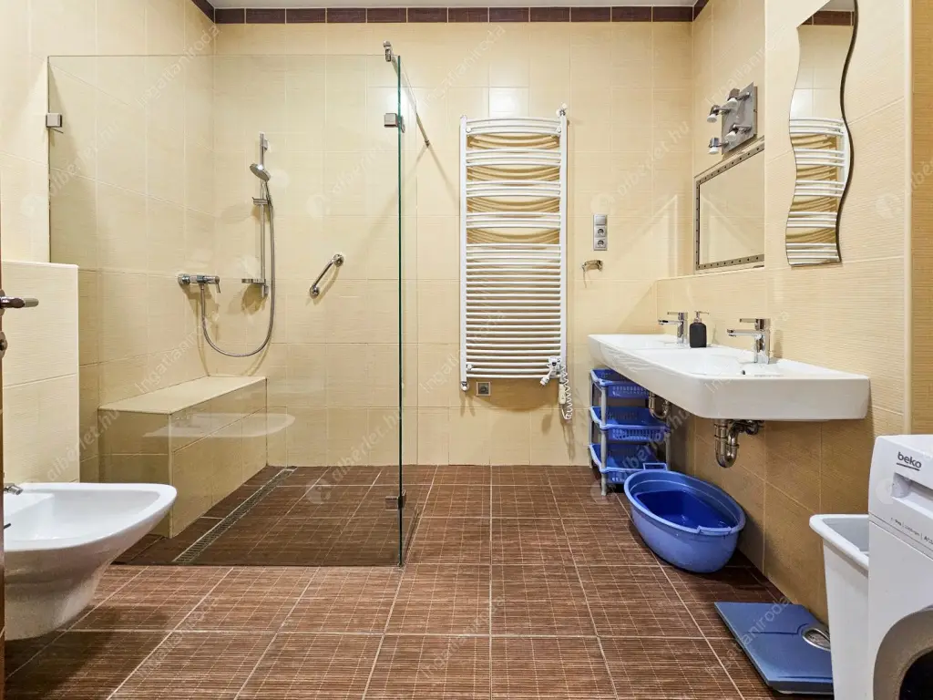 Kiadó albérlet 576000 Ft/hó áron: Budapest, XIII. kerület  Szent István park. Mérete: 113 nm, 3 szobás | Alberlet.hu - 6547570