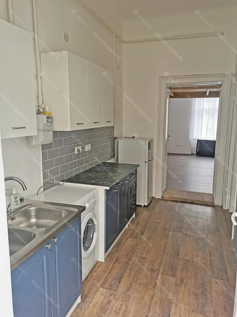 Kiadó albérlet 170000 Ft/hó áron: Budapest, XIII. kerület  Szent László út. Mérete: 30 nm, 1 szobás | Alberlet.hu - 6696040