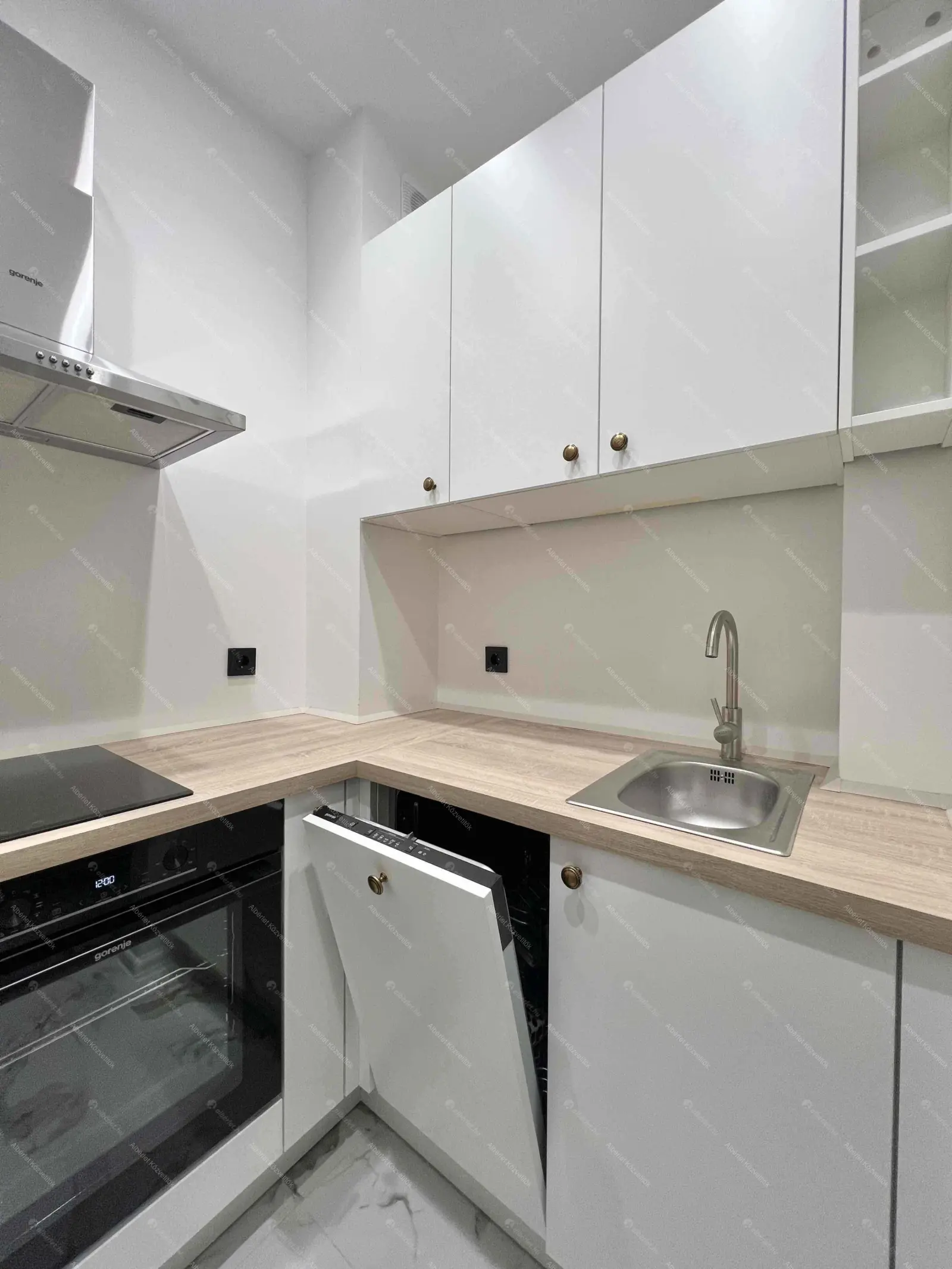 Kiadó albérlet 210000 Ft/hó áron: Budapest, XIII. kerület  Szent László út. Mérete: 35 nm, 1 szobás | Alberlet.hu - 6665111