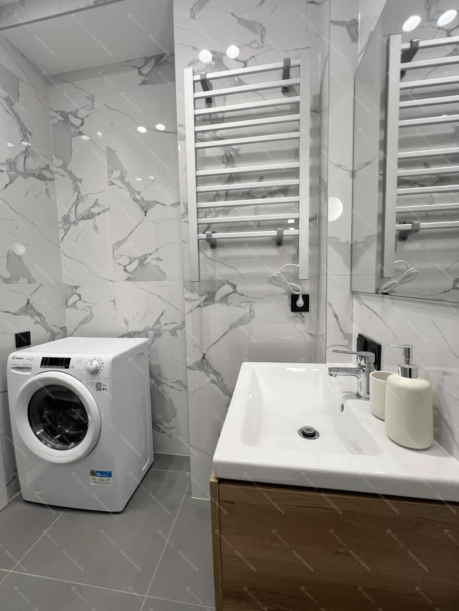 Kiadó albérlet 210000 Ft/hó áron: Budapest, XIII. kerület  Szent László út. Mérete: 35 nm, 1 szobás | Alberlet.hu - 6665114