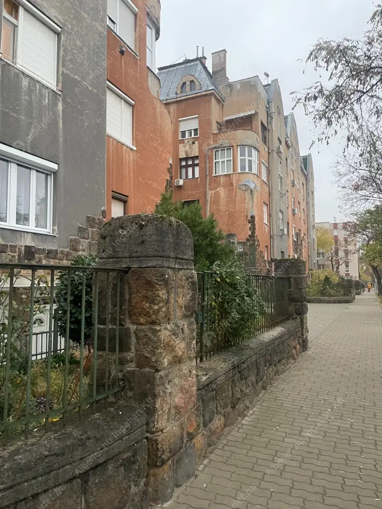 Kiadó albérlet 190000 Ft/hó áron: Budapest, XIII. kerület  Szent László út. Mérete: 40 nm, 1 szobás | Alberlet.hu - 6580808