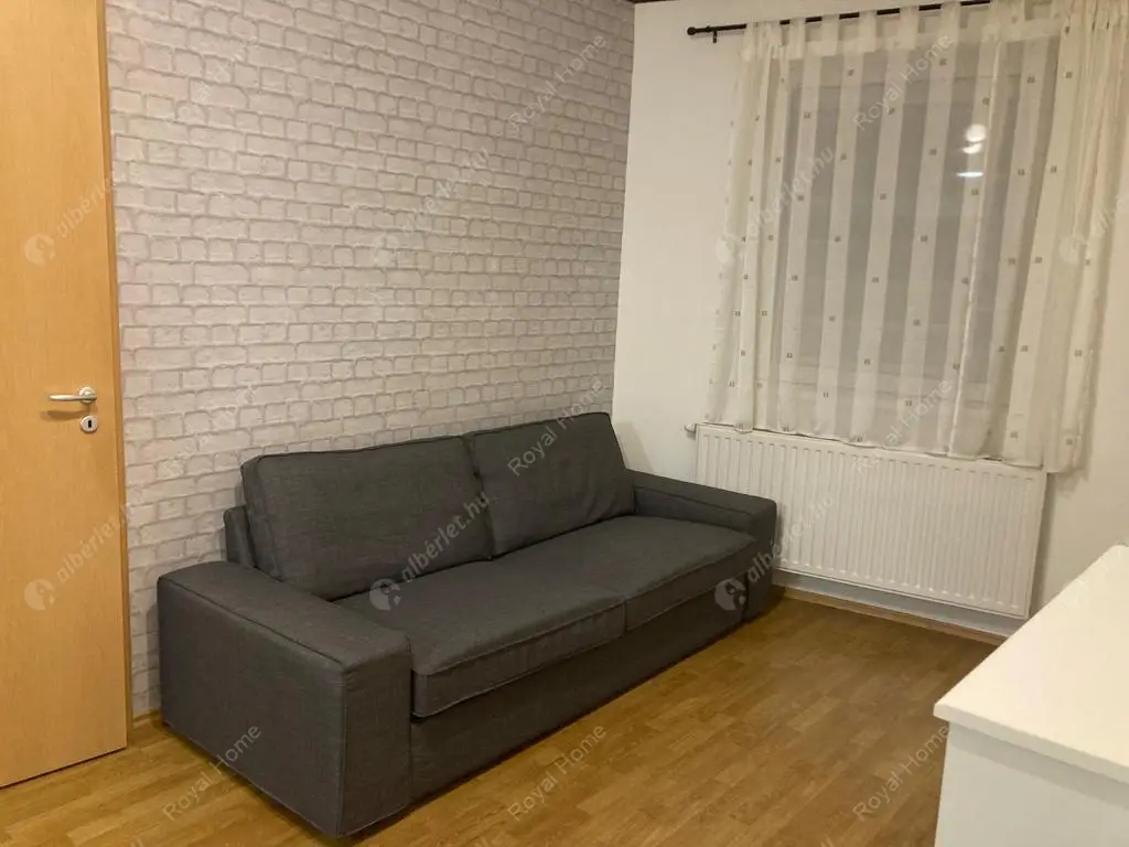 Kiadó albérlet 235000 Ft/hó áron: Budapest, XIII. kerület  Szent László út. Mérete: 45 nm, 1 szobás | Alberlet.hu - 6144391