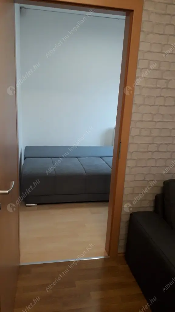 Kiadó albérlet 235000 Ft/hó áron: Budapest, XIII. kerület  Szent László út. Mérete: 45 nm, 1 szobás | Alberlet.hu - 6586977