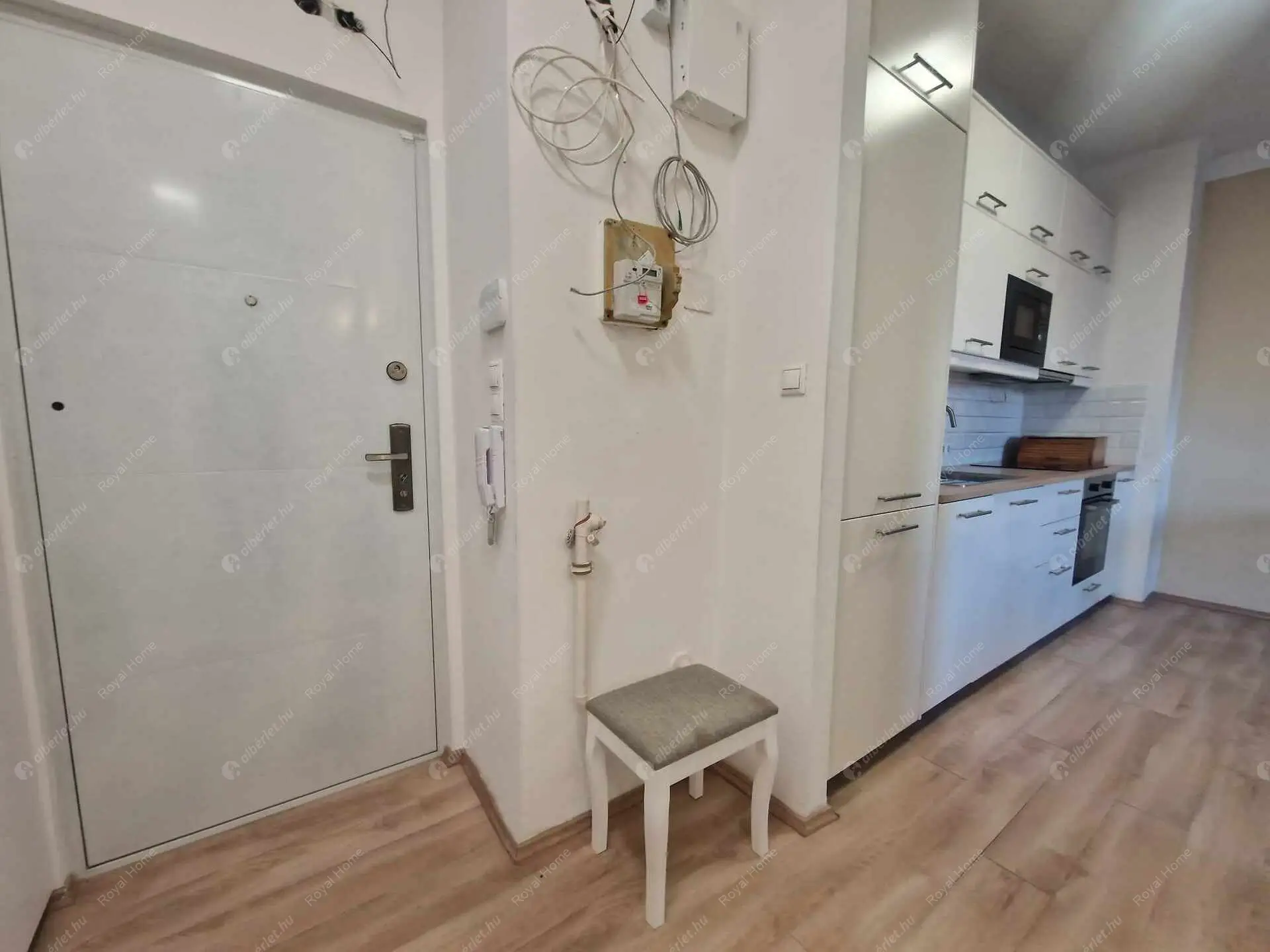 Kiadó albérlet 210000 Ft/hó áron: Budapest, XIII. kerület  Tahi utca. Mérete: 33 nm, 1 szobás | Alberlet.hu - 6165936