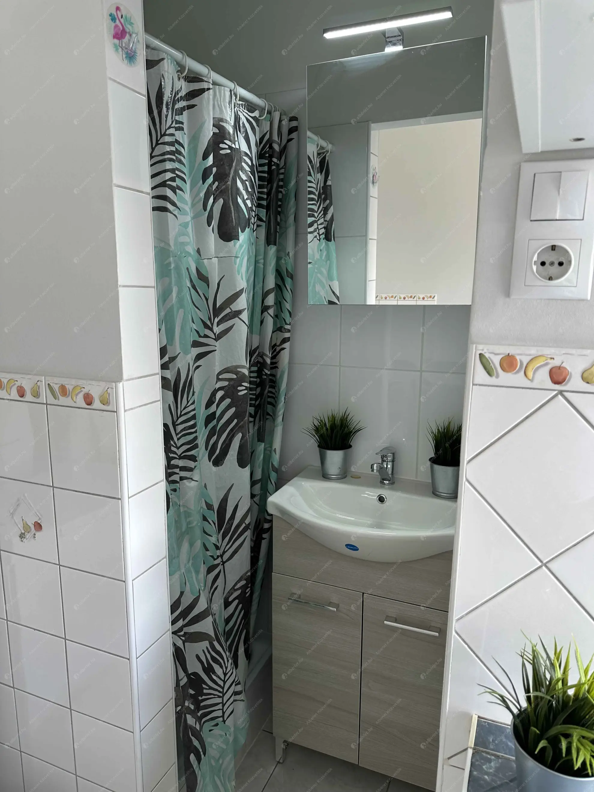 Kiadó albérlet 170000 Ft/hó áron: Budapest, XIII. kerület  Tahi utca. Mérete: 33 nm, 1 szobás | Alberlet.hu - 6550827