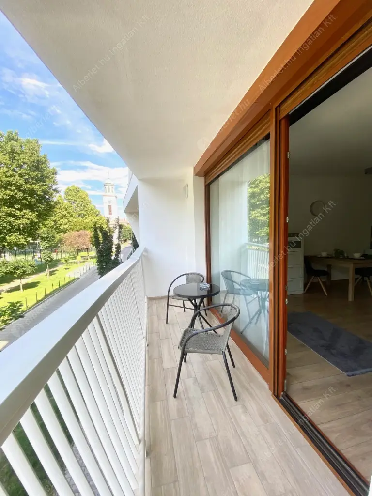 Kiadó albérlet 265000 Ft/hó áron: Budapest, XIII. kerület  Taksony utca. Mérete: 35 nm, 1 szobás | Alberlet.hu - 6582645