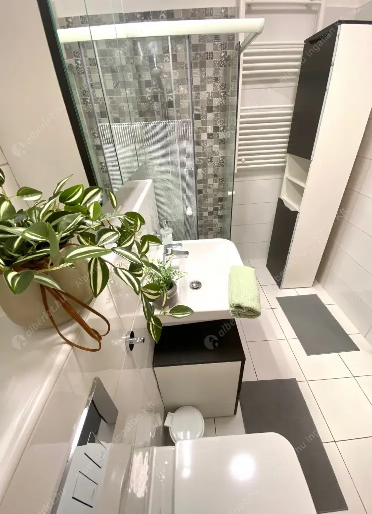 Kiadó albérlet 265000 Ft/hó áron: Budapest, XIII. kerület  Taksony utca. Mérete: 35 nm, 1 szobás | Alberlet.hu - 6582648