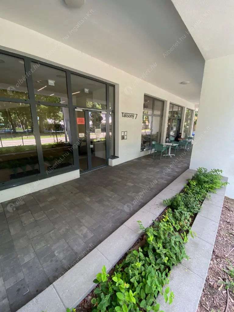 Kiadó albérlet 265000 Ft/hó áron: Budapest, XIII. kerület  Taksony utca. Mérete: 35 nm, 1 szobás | Alberlet.hu - 6582653