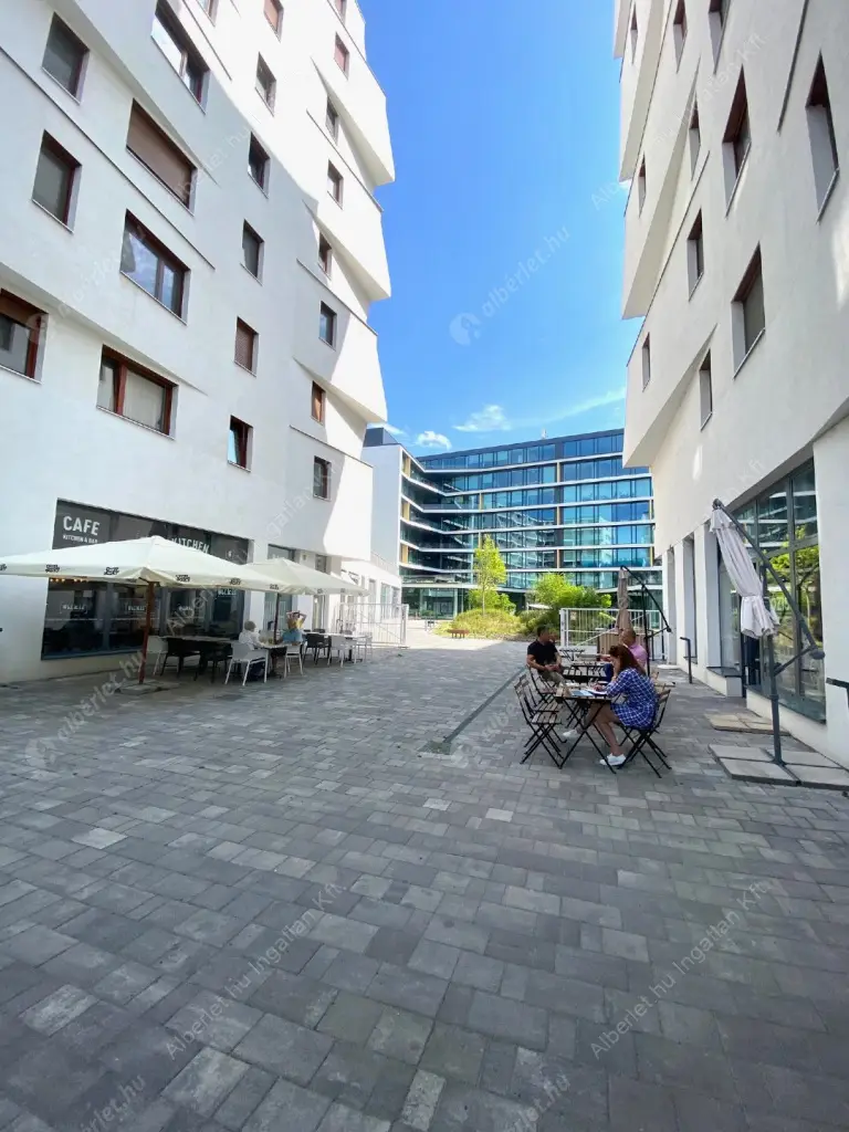 Kiadó albérlet 265000 Ft/hó áron: Budapest, XIII. kerület  Taksony utca. Mérete: 35 nm, 1 szobás | Alberlet.hu - 6582655