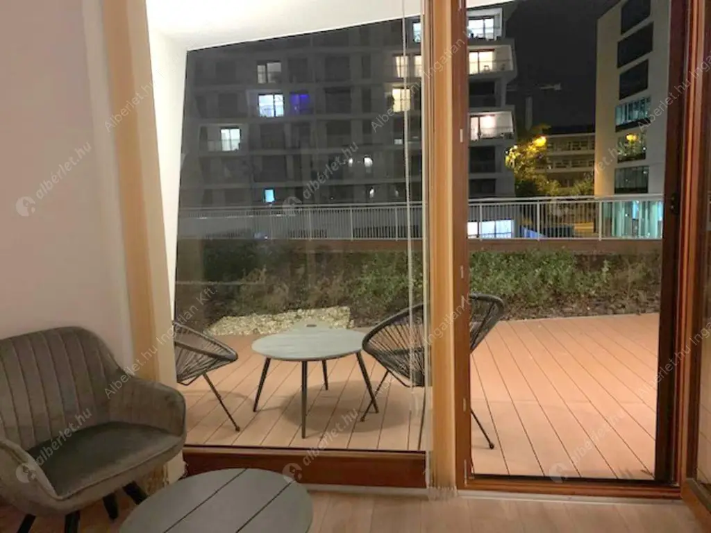 Kiadó albérlet 265000 Ft/hó áron: Budapest, XIII. kerület  Taksony utca. Mérete: 35 nm, 1 szobás | Alberlet.hu - 6583032