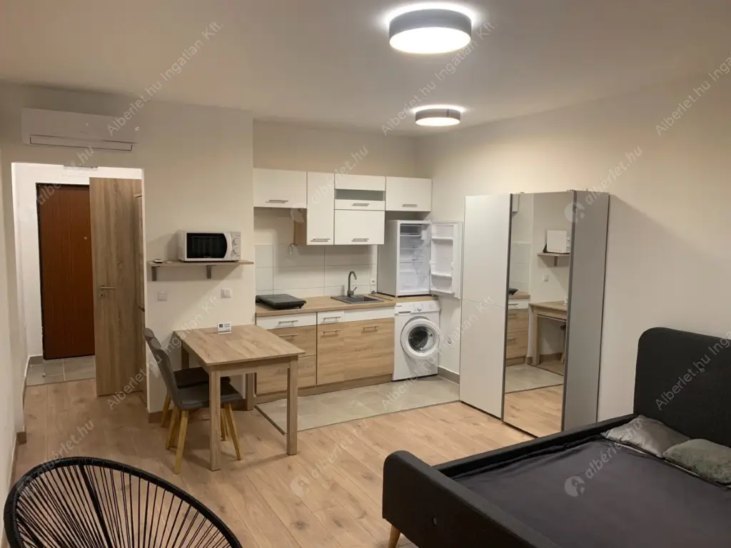 Kiadó albérlet 265000 Ft/hó áron: Budapest, XIII. kerület  Taksony utca. Mérete: 35 nm, 1 szobás | Alberlet.hu - 6624133