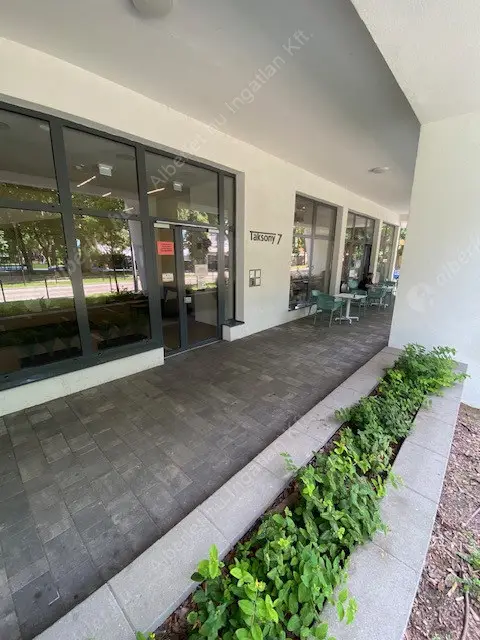 Kiadó albérlet 265000 Ft/hó áron: Budapest, XIII. kerület  Taksony utca. Mérete: 35 nm, 1 szobás | Alberlet.hu - 6638438