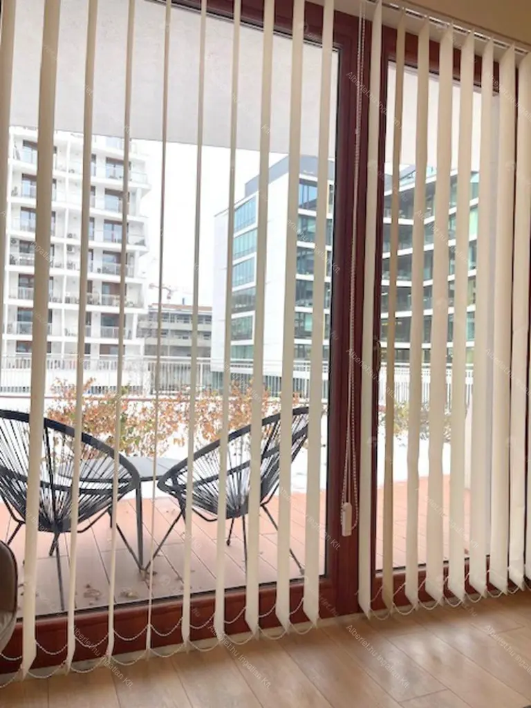 Kiadó albérlet 265000 Ft/hó áron: Budapest, XIII. kerület  Taksony utca. Mérete: 35 nm, 1 szobás | Alberlet.hu - 6652579