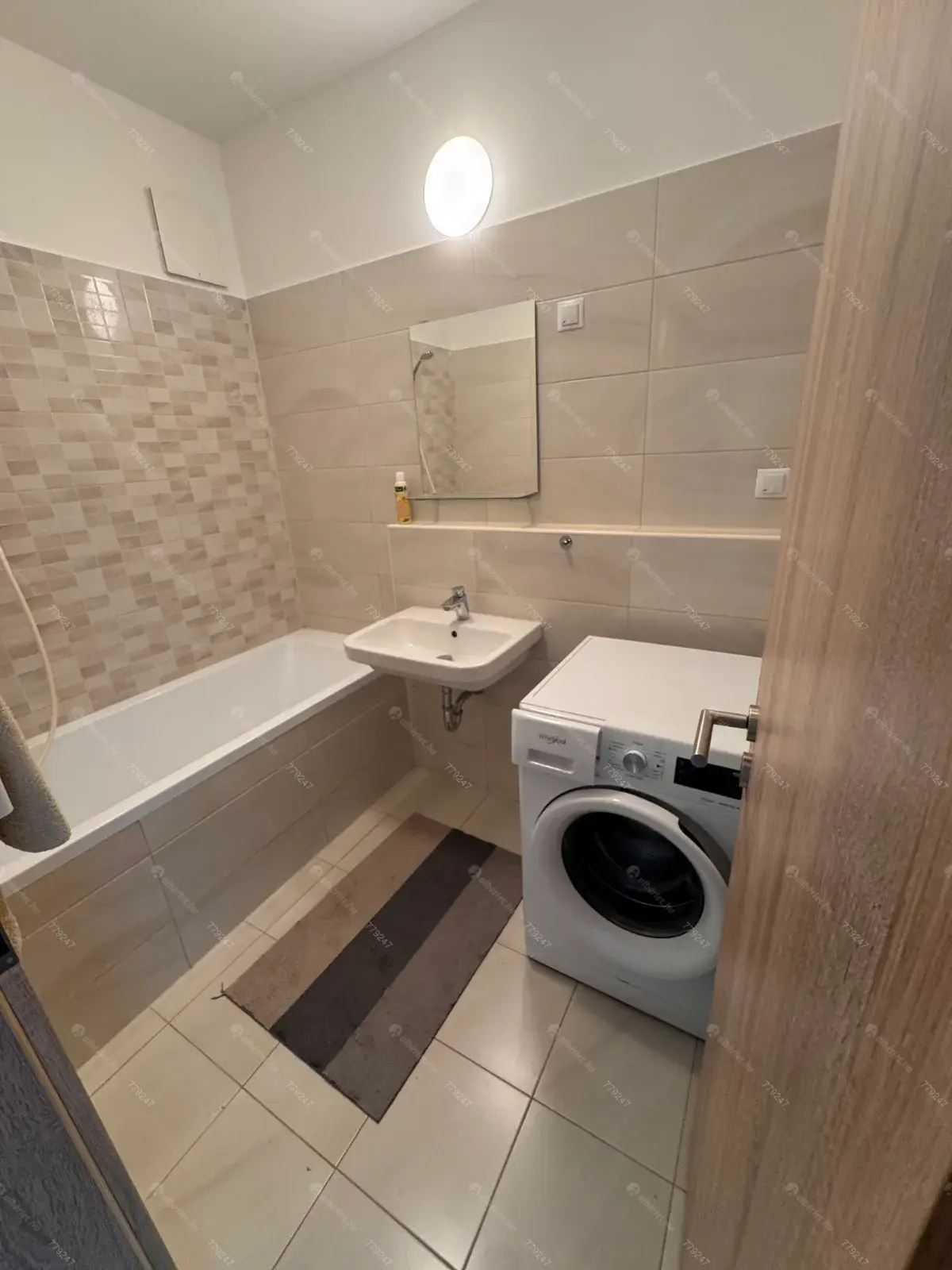 Kiadó albérlet 320000 Ft/hó áron: Budapest, XIII. kerület  Taksony utca. Mérete: 43 nm, 2 szobás | Alberlet.hu - 6741155