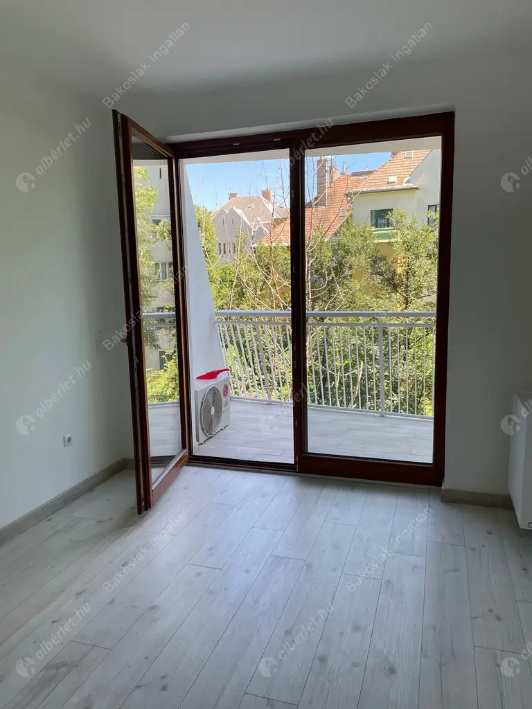 Kiadó albérlet 280000 Ft/hó áron: Budapest, XIII. kerület  Taksony utca. Mérete: 44 nm, 2 szobás | Alberlet.hu - 5375981