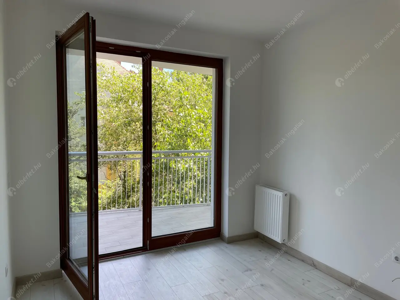 Kiadó albérlet 280000 Ft/hó áron: Budapest, XIII. kerület  Taksony utca. Mérete: 44 nm, 2 szobás | Alberlet.hu - 5375987