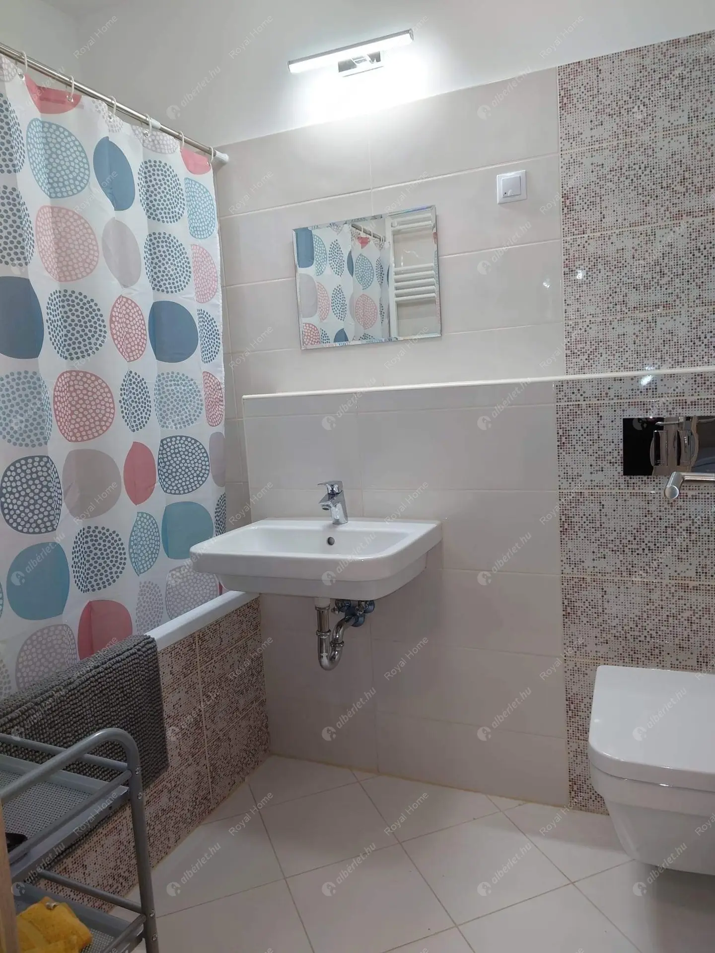 Kiadó albérlet 300000 Ft/hó áron: Budapest, XIII. kerület  Taksony utca. Mérete: 46 nm, 2 szobás | Alberlet.hu - 6033580