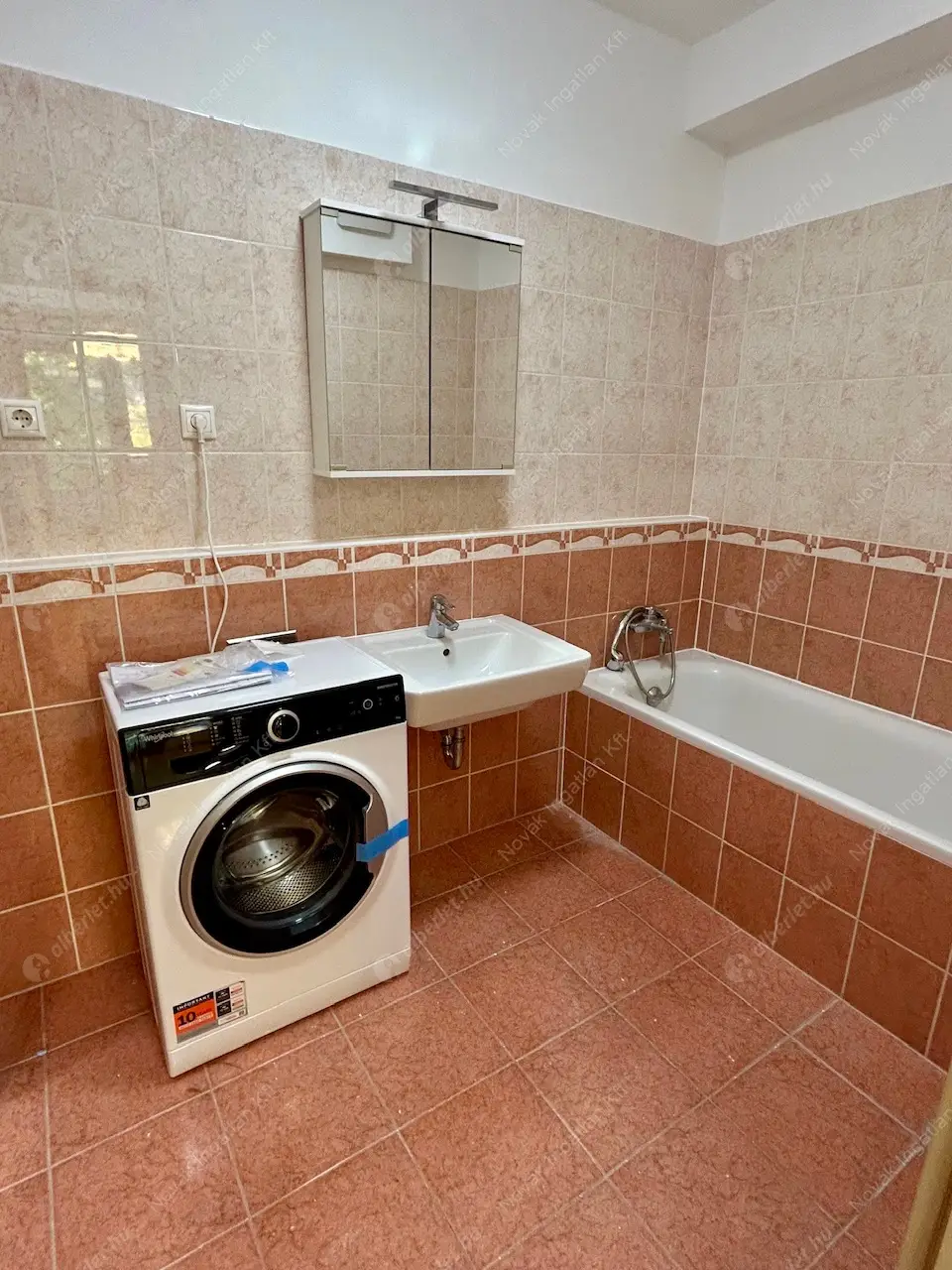 Kiadó albérlet 260000 Ft/hó áron: Budapest, XIII. kerület  Taksony utca. Mérete: 53 nm, 2 szobás | Alberlet.hu - 6359697