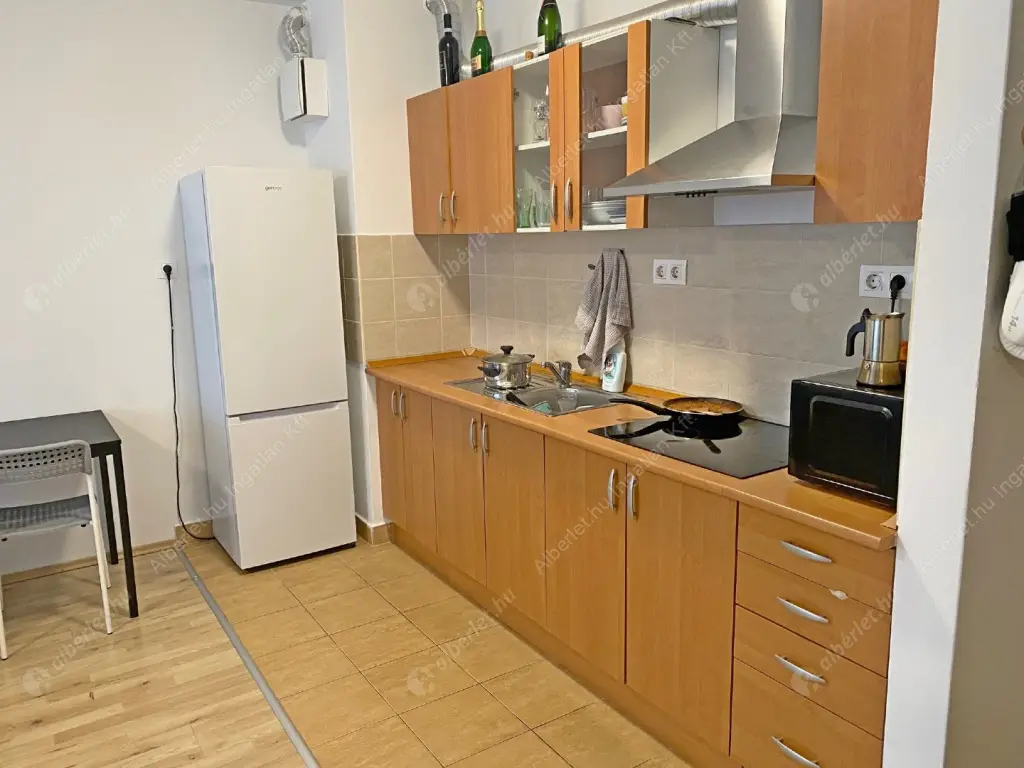 Kiadó albérlet 199000 Ft/hó áron: Budapest, XIII. kerület  Teve utca. Mérete: 33 nm, 1 szobás | Alberlet.hu - 6606861