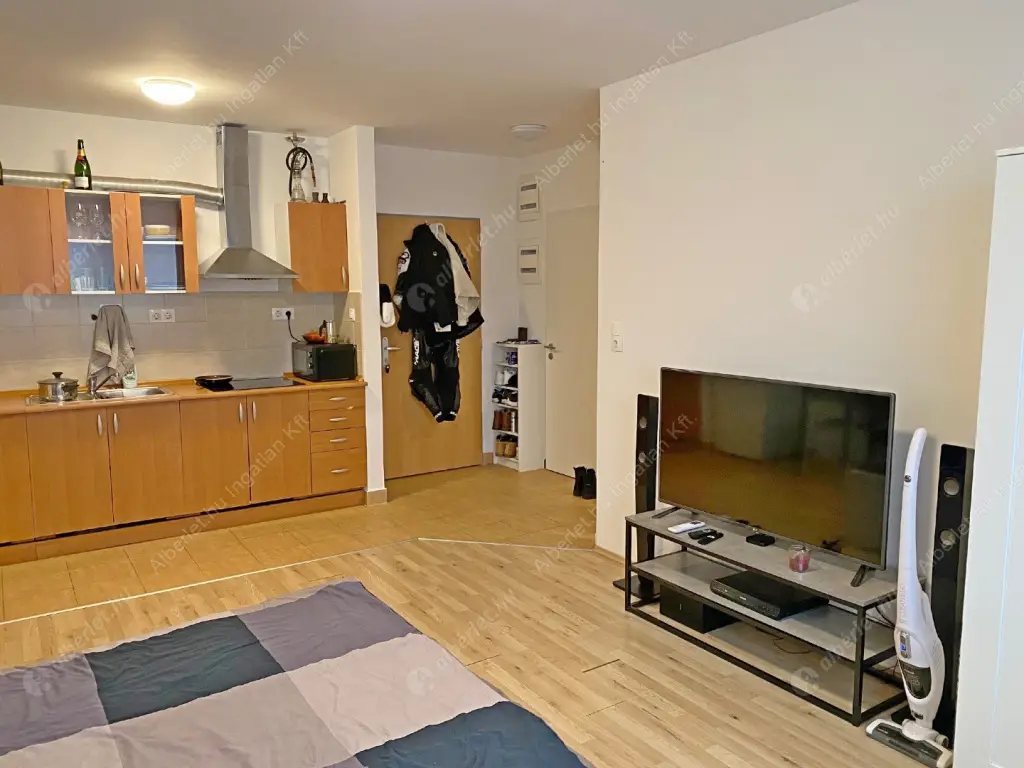 Kiadó albérlet 199000 Ft/hó áron: Budapest, XIII. kerület  Teve utca. Mérete: 33 nm, 1 szobás | Alberlet.hu - 6606868