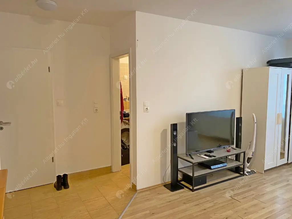 Kiadó albérlet 199000 Ft/hó áron: Budapest, XIII. kerület  Teve utca. Mérete: 33 nm, 1 szobás | Alberlet.hu - 6606875