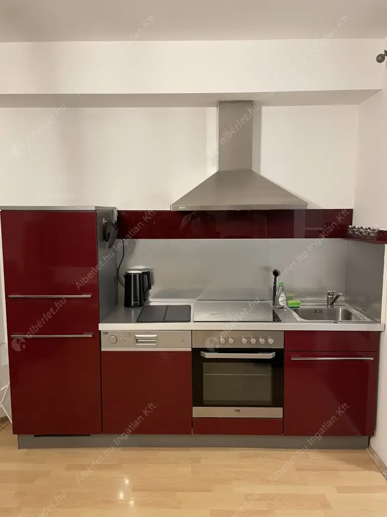 Kiadó albérlet 270000 Ft/hó áron: Budapest, XIII. kerület  Teve utca. Mérete: 39 nm, 1 szobás | Alberlet.hu - 6631832