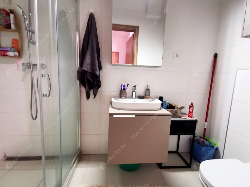 Kiadó albérlet 385000 Ft/hó áron: Budapest, XIII. kerület  Teve utca. Mérete: 72 nm, 3 szobás | Alberlet.hu - 6583148