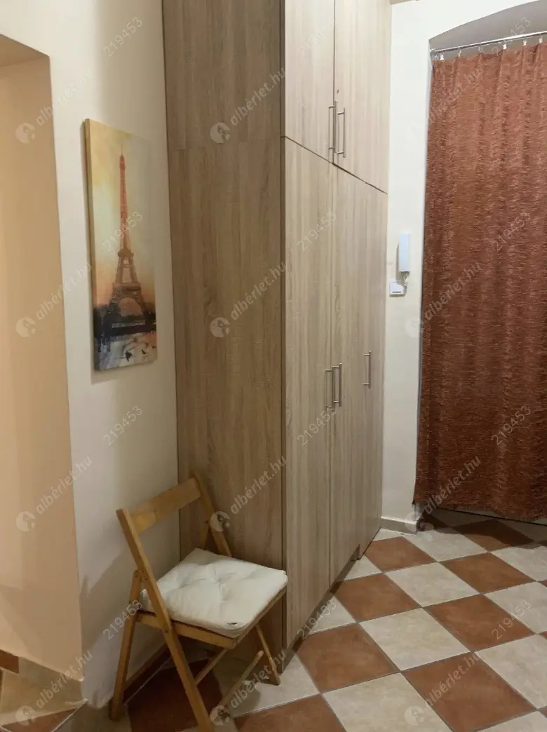 Kiadó albérlet 235000 Ft/hó áron: Budapest, XIII. kerület  Tisza utca. Mérete: 40 nm, 1 szobás | Alberlet.hu - 6547669