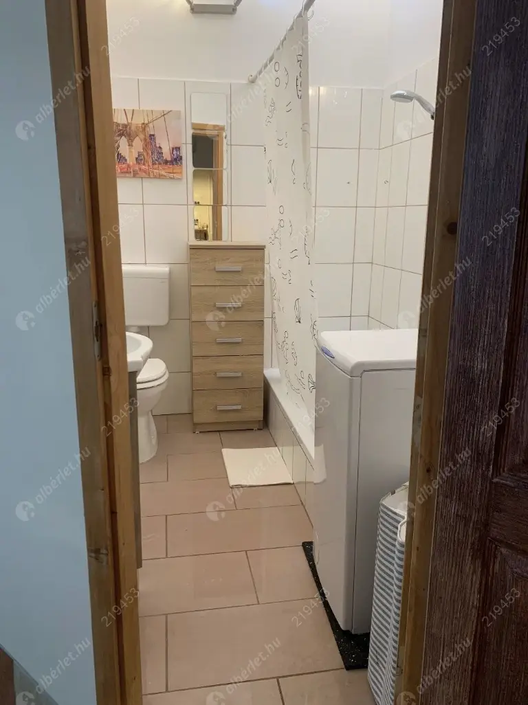 Kiadó albérlet 235000 Ft/hó áron: Budapest, XIII. kerület  Tisza utca. Mérete: 40 nm, 1 szobás | Alberlet.hu - 6547671