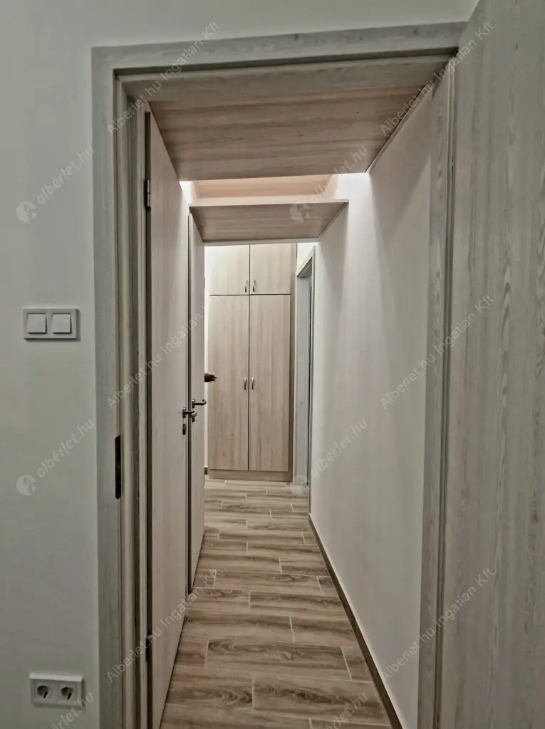 Kiadó albérlet 240000 Ft/hó áron: Budapest, XIII. kerület  Tomori köz. Mérete: 41 nm, 2 szobás | Alberlet.hu - 6579810