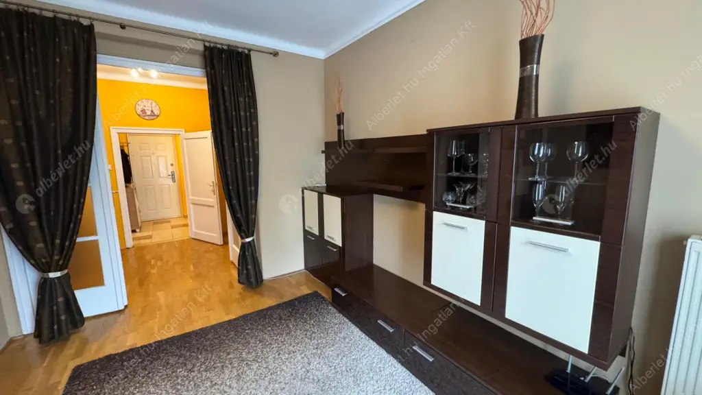 Kiadó albérlet 280000 Ft/hó áron: Budapest, XIII. kerület  Tomori köz. Mérete: 61 nm, 3 szobás | Alberlet.hu - 6599466