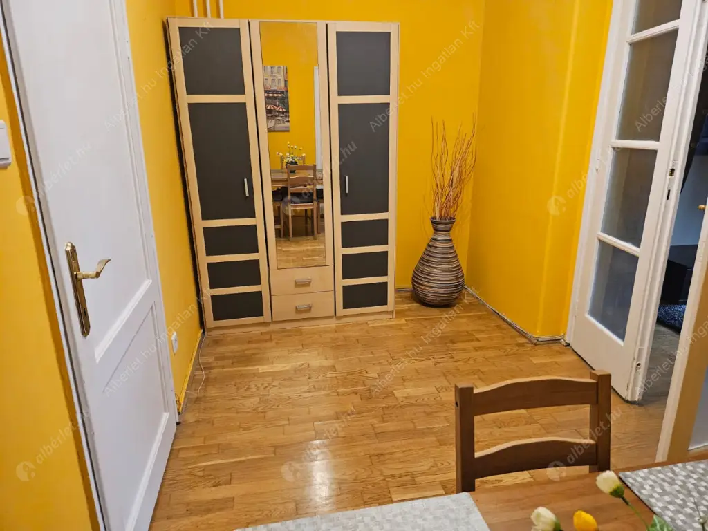 Kiadó albérlet 280000 Ft/hó áron: Budapest, XIII. kerület  Tomori köz. Mérete: 61 nm, 3 szobás | Alberlet.hu - 6599471