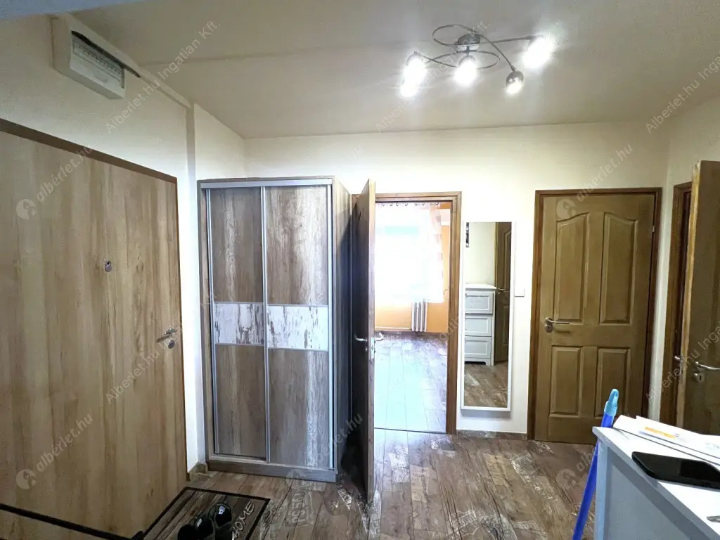 Kiadó albérlet 240000 Ft/hó áron: Budapest, XIII. kerület  Újpalotai út. Mérete: 54 nm, 1 szobás | Alberlet.hu - 6630149