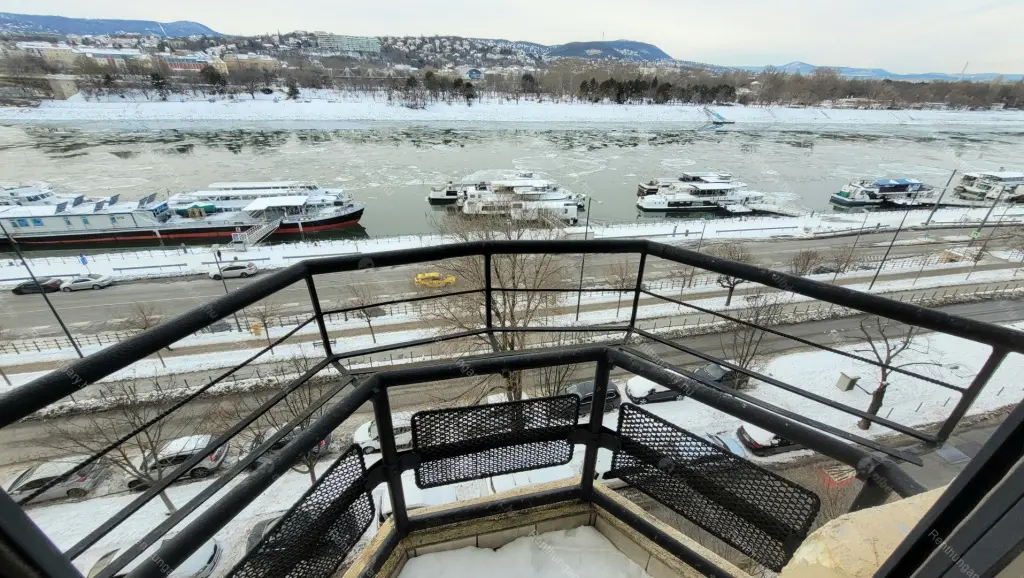 Kiadó albérlet 350000 Ft/hó áron: Budapest, XIII. kerület  Újpesti  rakpart . Mérete: 76 nm, 2 szobás | Alberlet.hu - 6690331